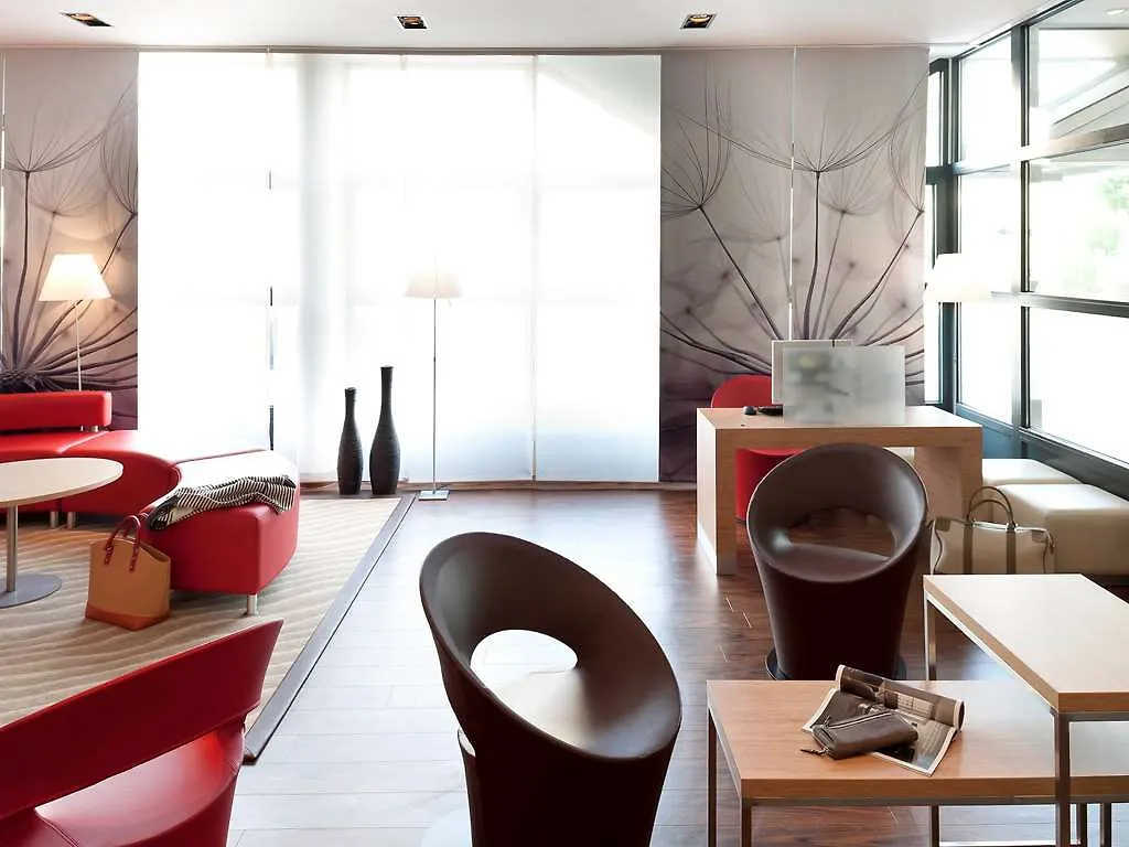 **  B&B Hotel Muenchen-Schwabing Germany