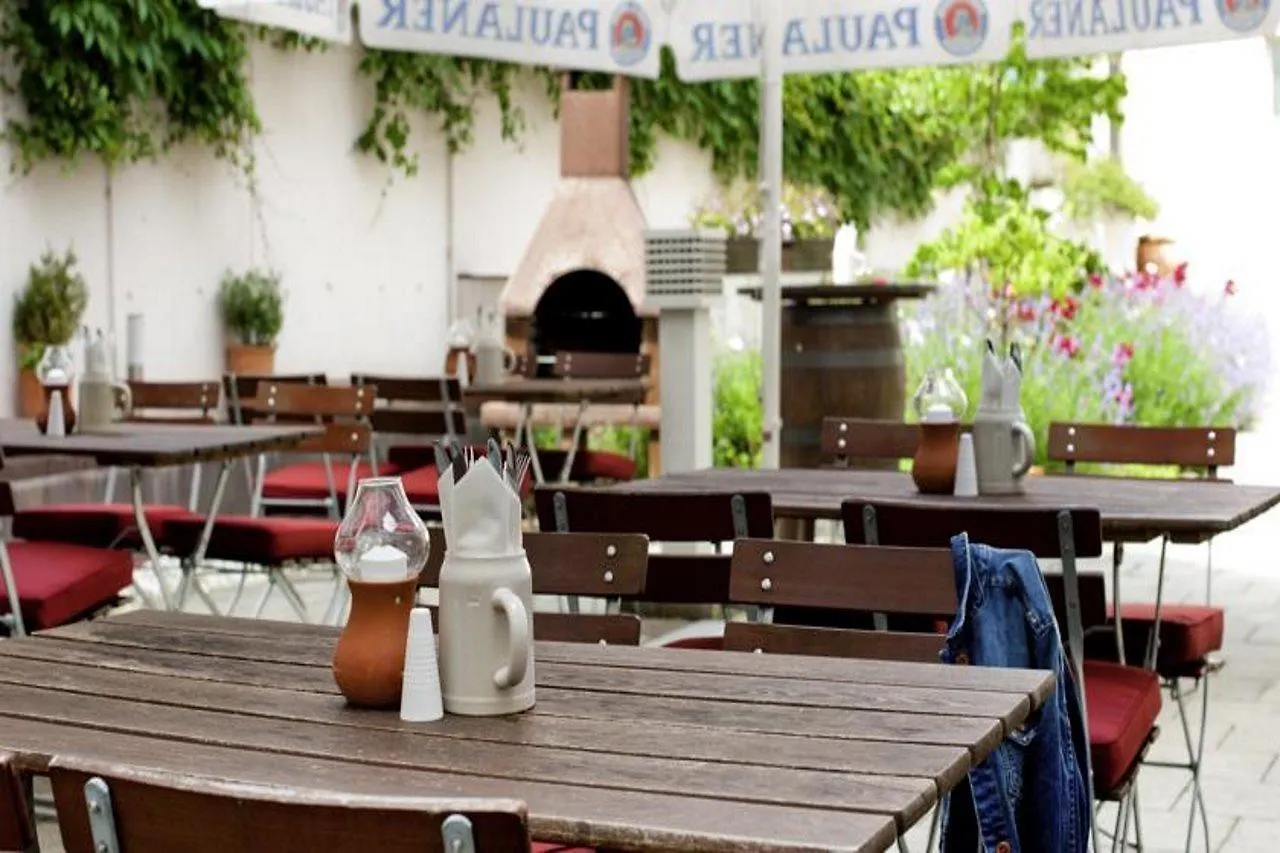 B&B Hotel Muenchen-Schwabing 2*, Munich