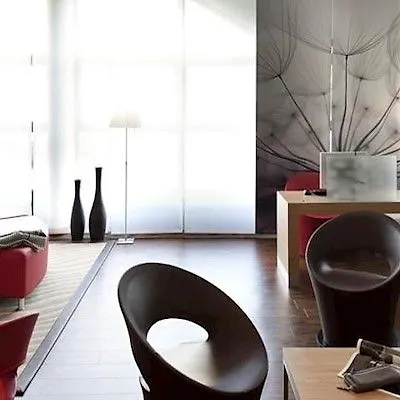 **  B&B Hotel Muenchen-Schwabing Germany