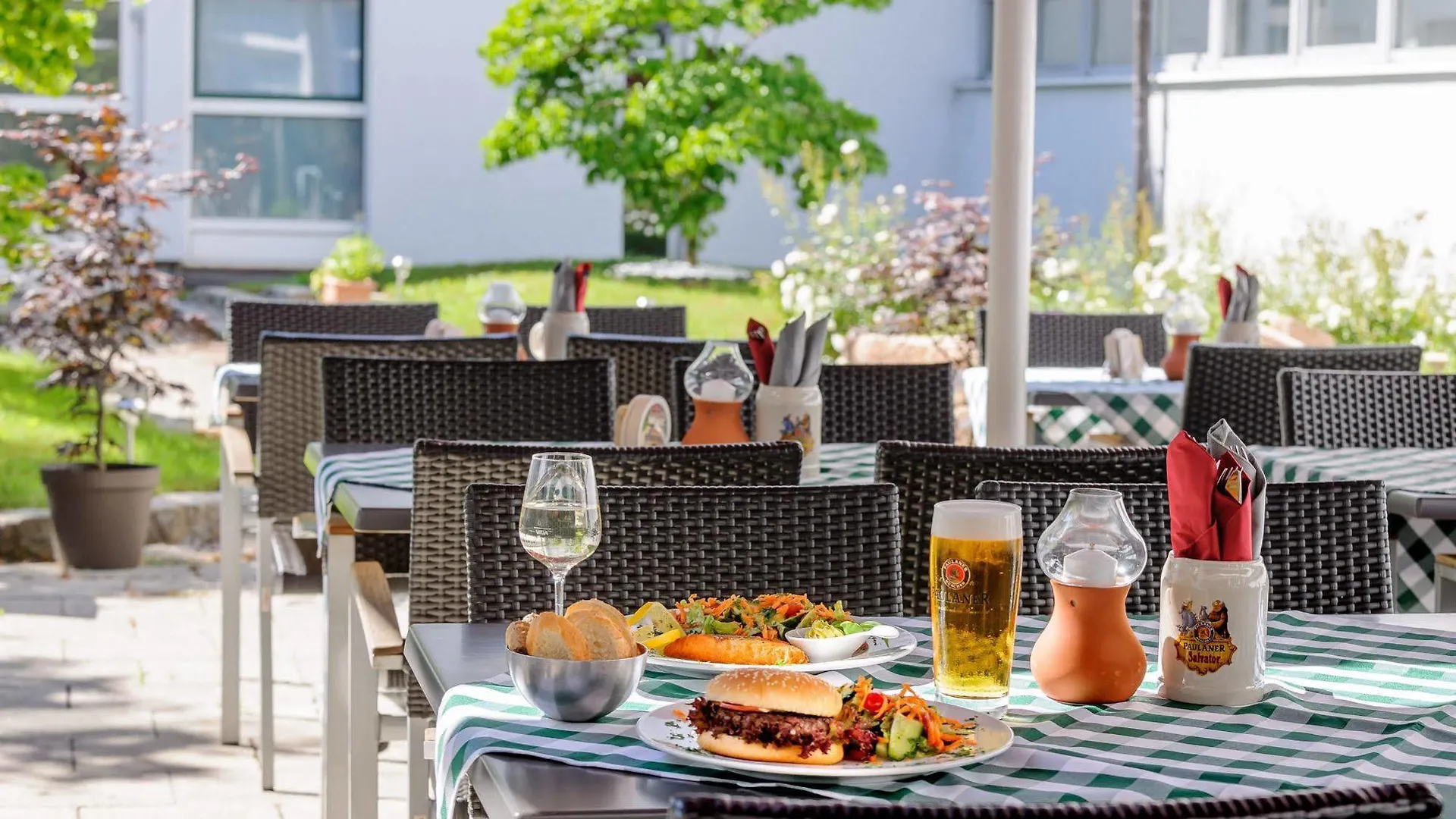B&B Hotel Muenchen-Schwabing  Munich